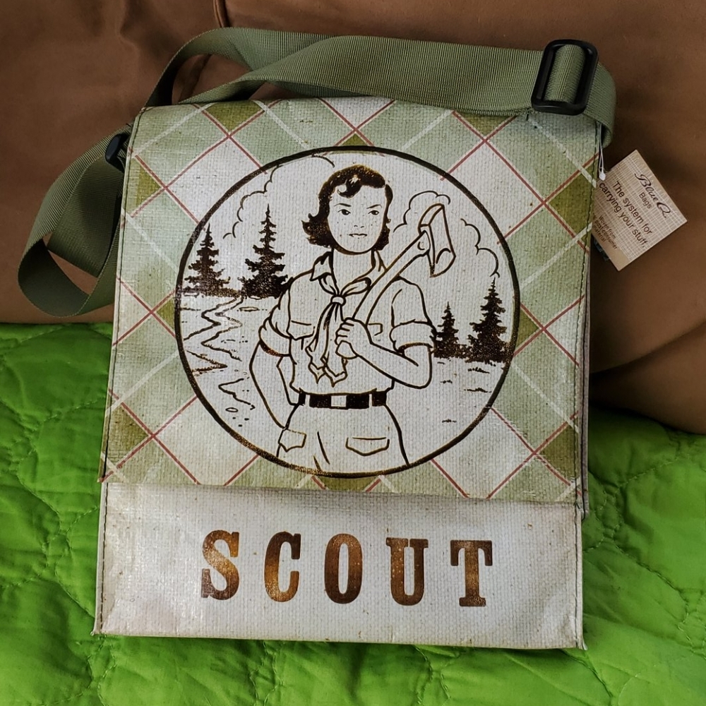 Scout Messenger Bag